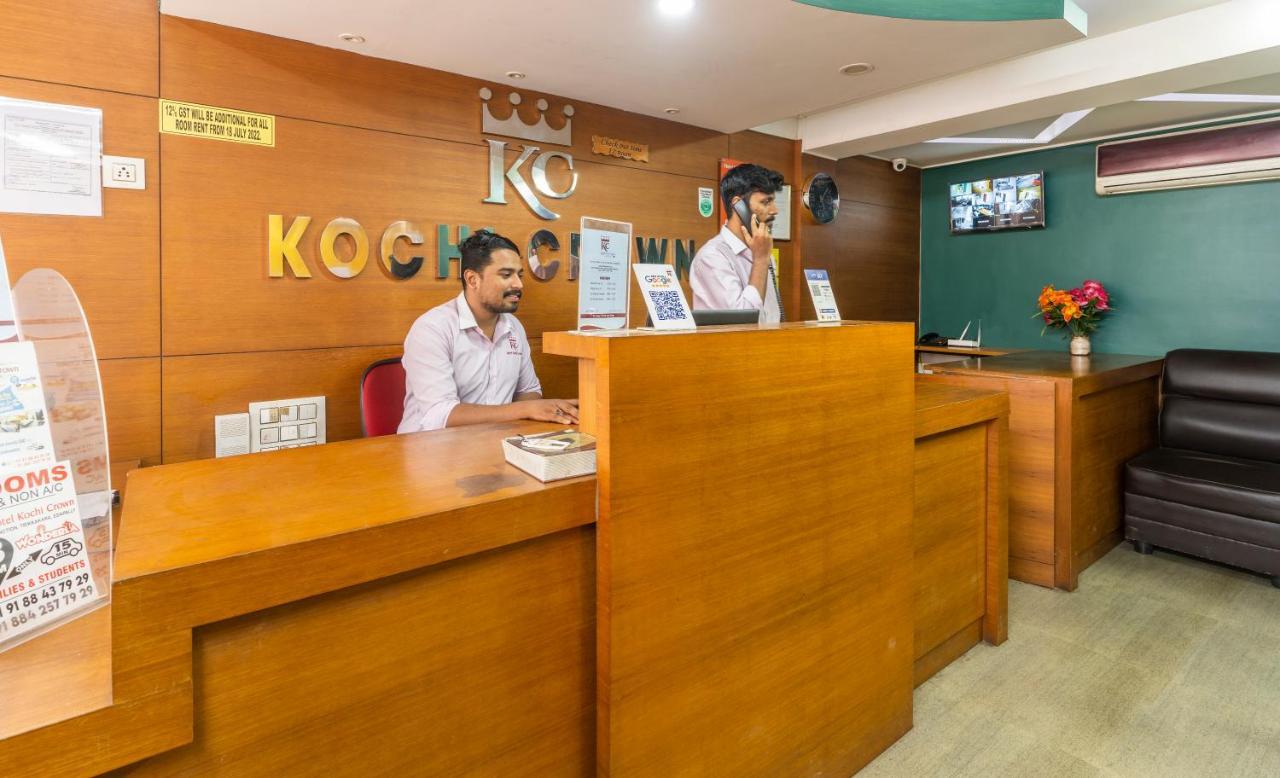 Hotel Kochi Crown Экстерьер фото